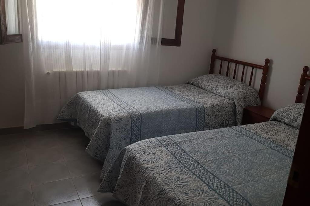 Adosado Dr Fleming 12 Villa Poyales Del Hoyo ภายนอก รูปภาพ