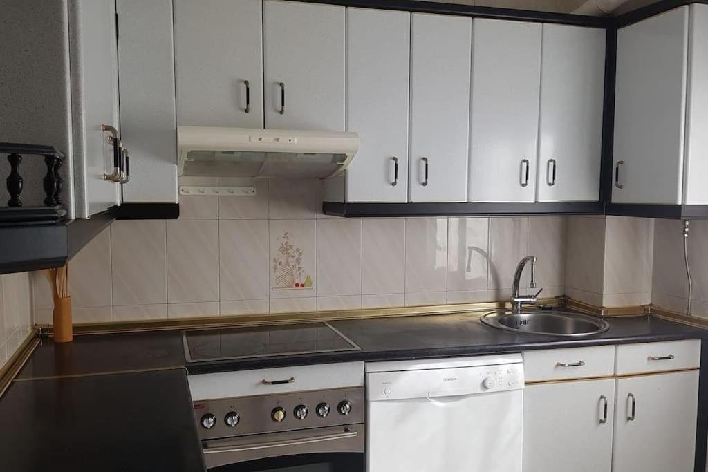Adosado Dr Fleming 12 Villa Poyales Del Hoyo ภายนอก รูปภาพ
