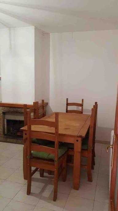 Adosado Dr Fleming 12 Villa Poyales Del Hoyo ภายนอก รูปภาพ